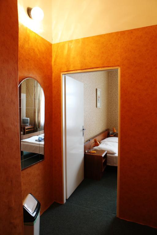 Hotel Michle Praga Habitación foto